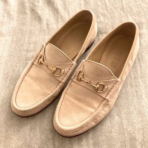 GUCCI beige suede loafers